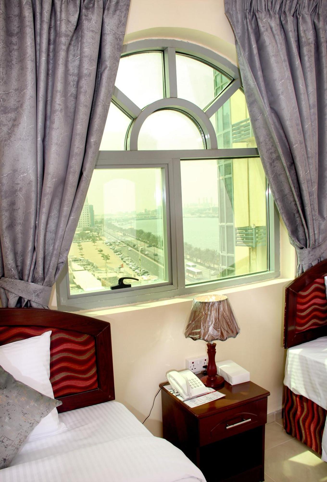 Al Barakah Hotel Sharjah Ngoại thất bức ảnh